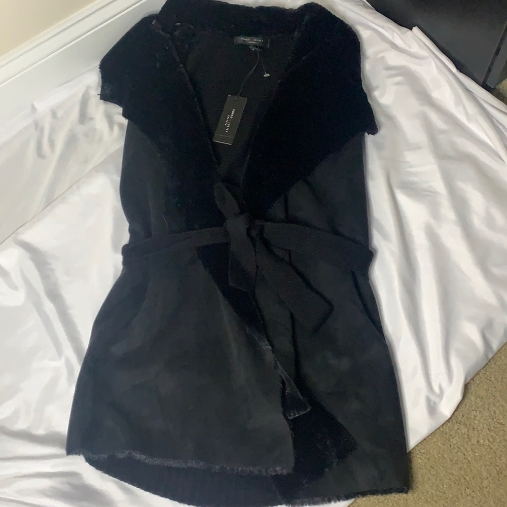 ROMEO & JULIET faux fur vest